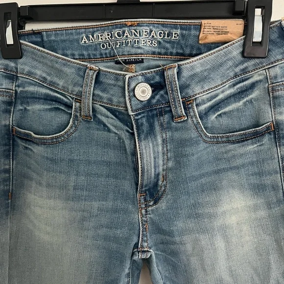 American Eagle low-rise Skinny Jean - Picture 2 of 6